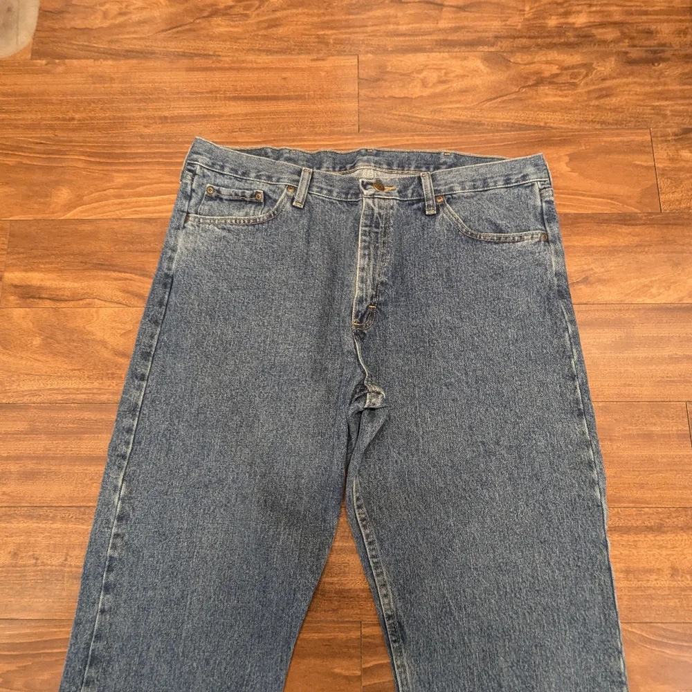 Men's Wrangler Jeans - Picture 2 of 5